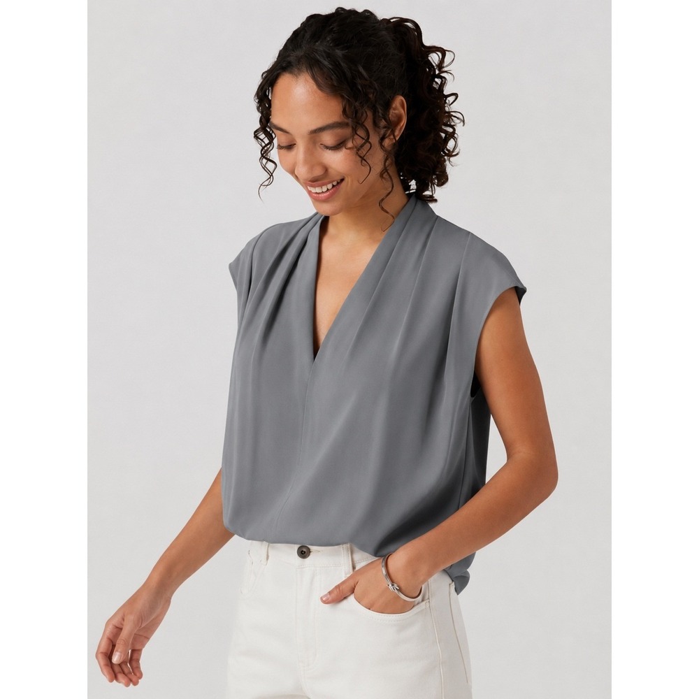 Halara Gray Pleated V Neck Sleeveless Blouse Top Womens Medium NWT Office Siren